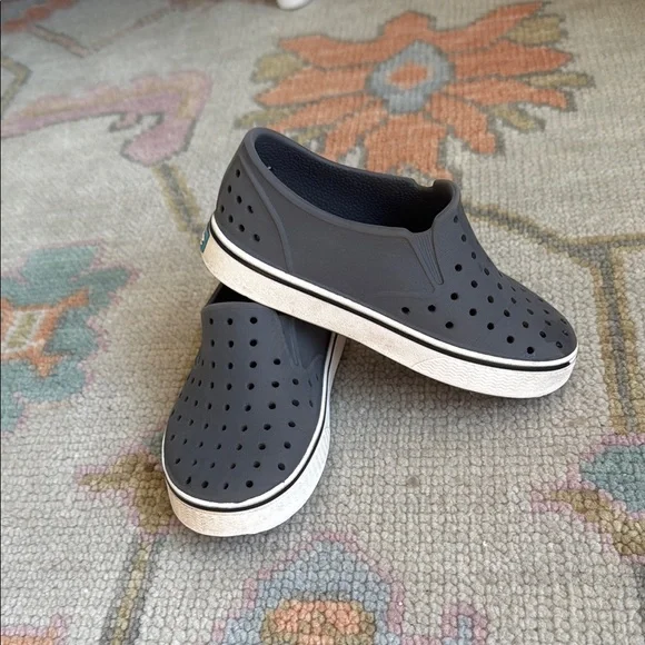 Gray Natives GUC 10 - Picture 4 of 4